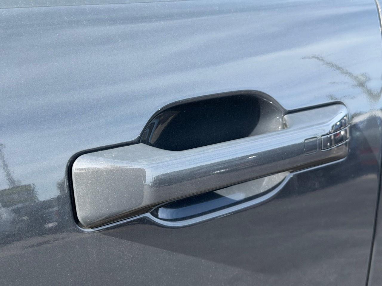 2027 Hyundai Palisade Hybrid Luxury 7-Passenger AWD Photo