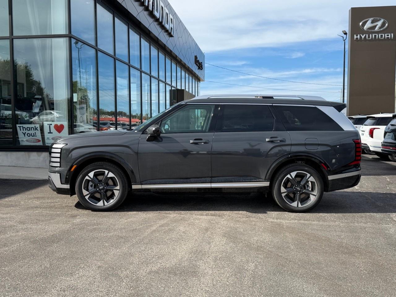 2027 Hyundai Palisade Hybrid Luxury 7-Passenger AWD Photo