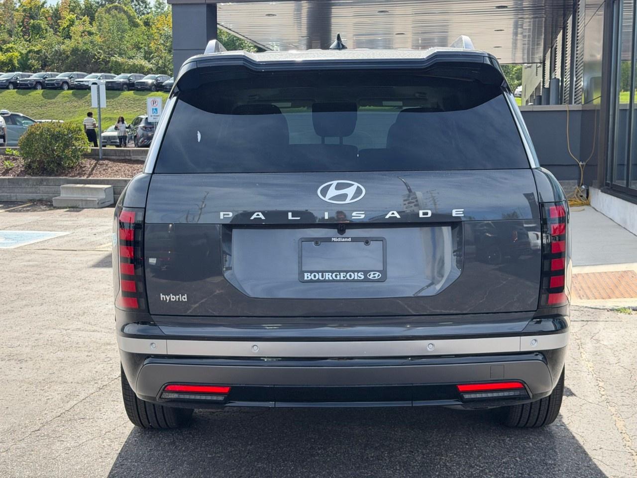 2027 Hyundai Palisade Hybrid Luxury 7-Passenger AWD Photo