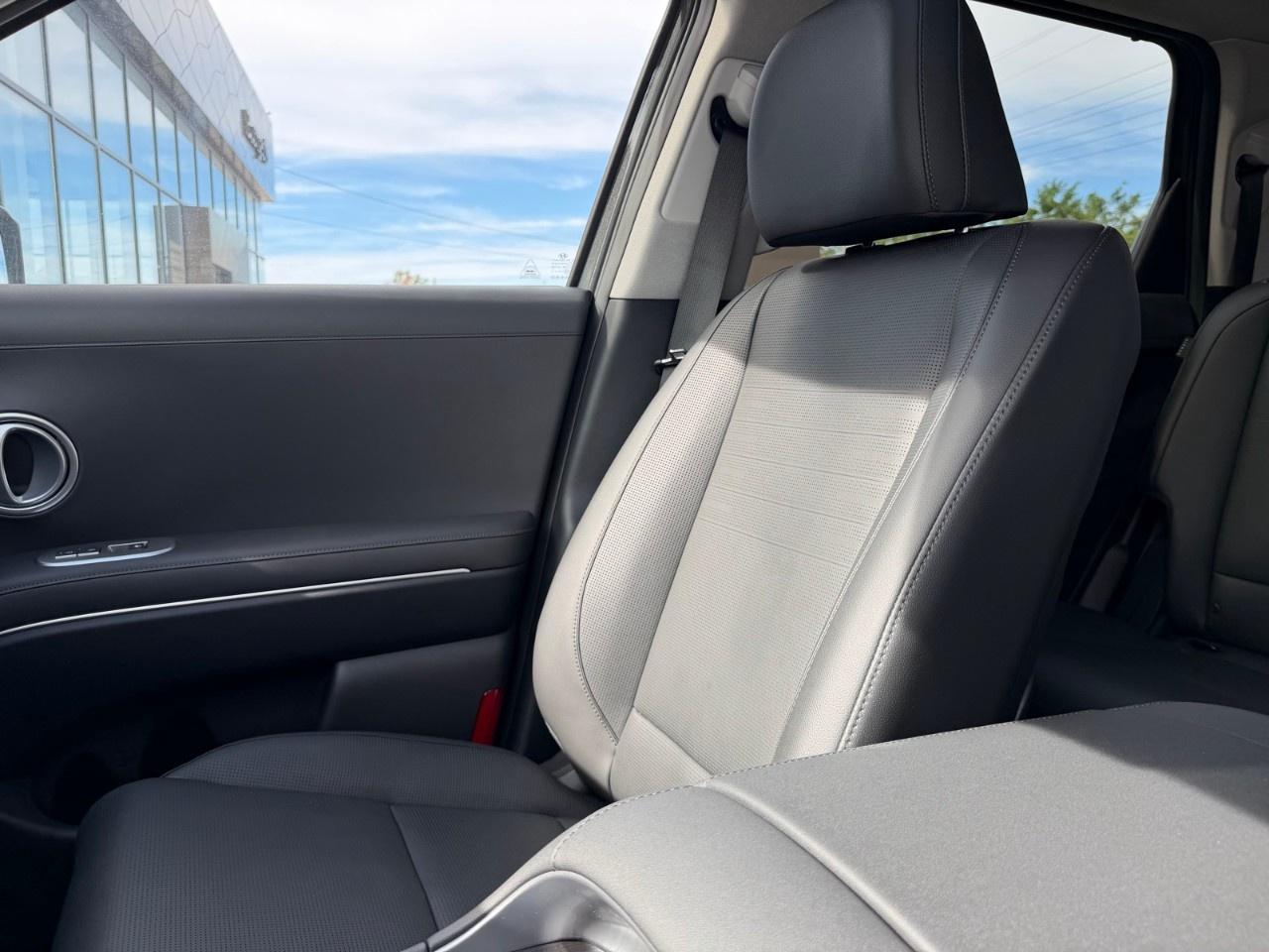 2027 Hyundai Palisade Hybrid Luxury 7-Passenger AWD Photo