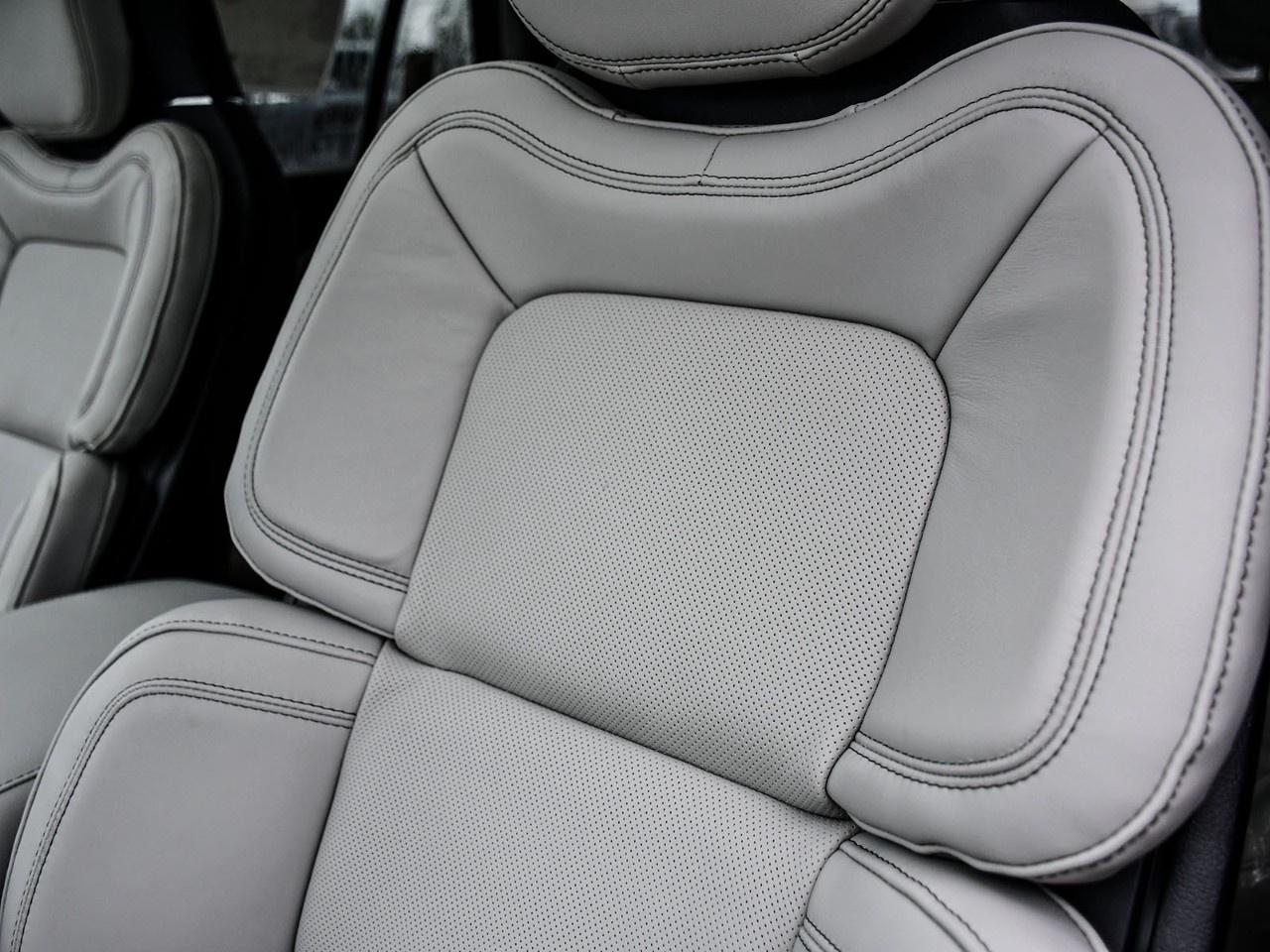 2026 Lincoln Aviator Reserve AWD Photo