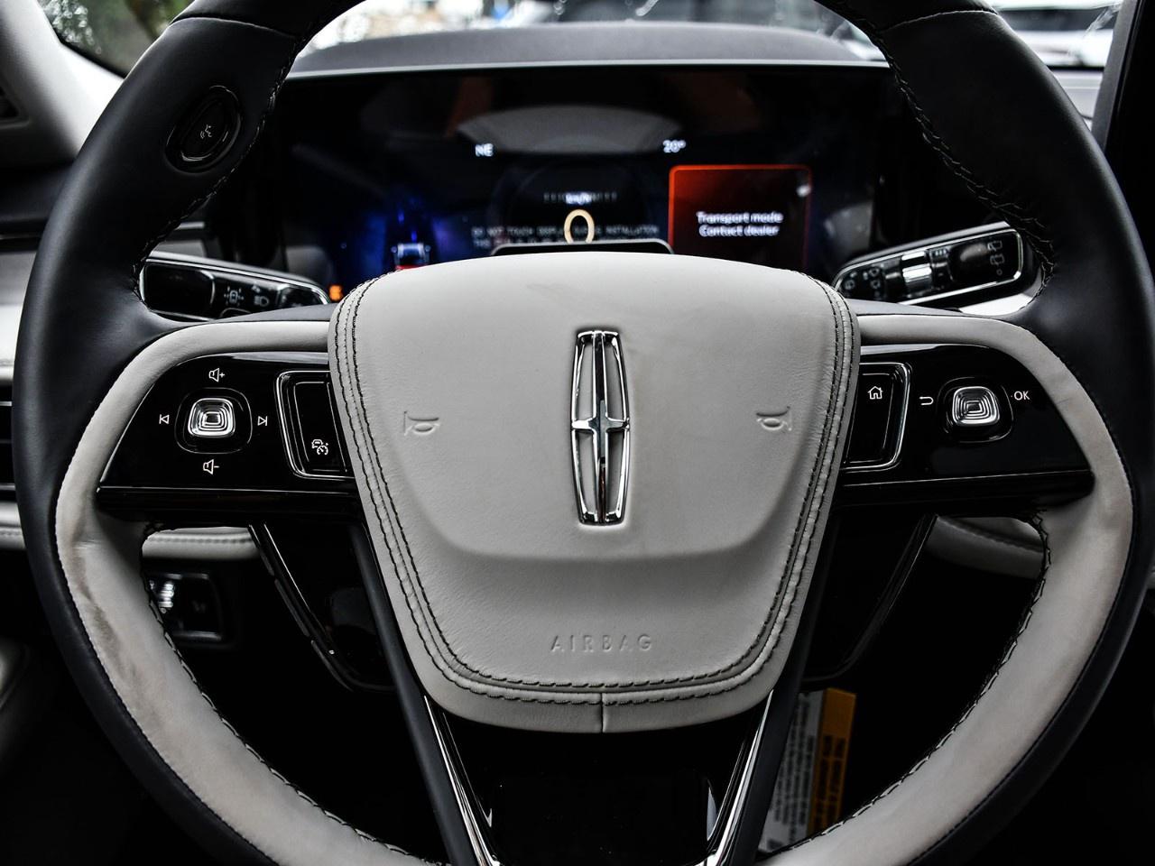 2026 Lincoln Aviator Reserve AWD Photo