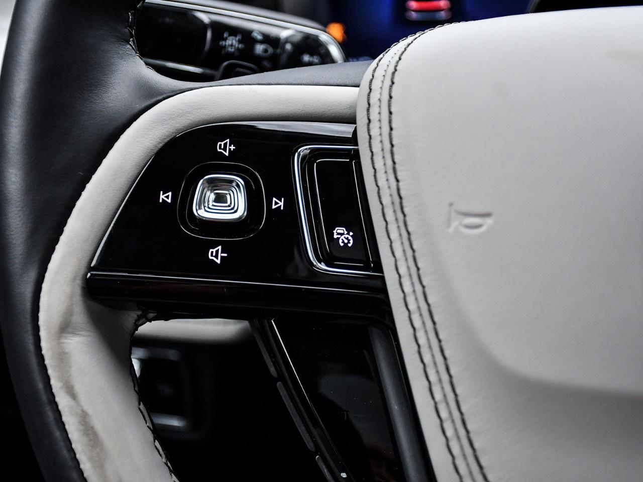 2026 Lincoln Aviator Reserve AWD Photo
