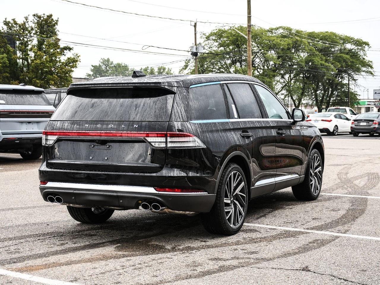 2026 Lincoln Aviator Reserve AWD Photo