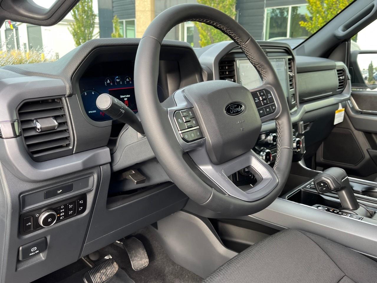 2026 Ford F-150 XLT 4WD SuperCrew 5.5' Box Photo