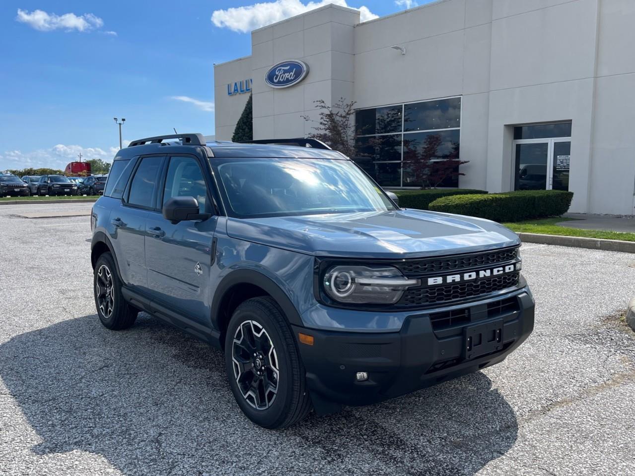 2026 Ford Bronco Sport Outer Banks Photo1