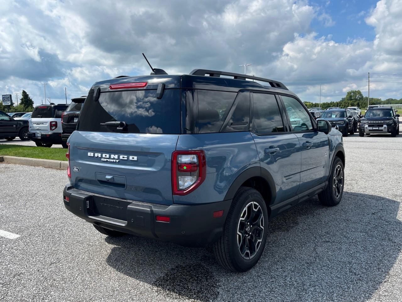 2026 Ford Bronco Sport Outer Banks Photo