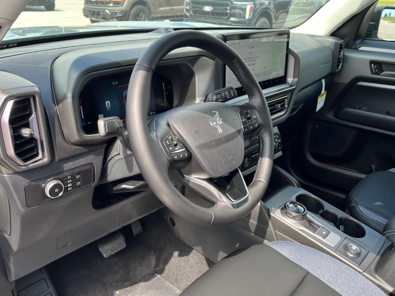 2026 Ford Bronco Sport Outer Banks Photo