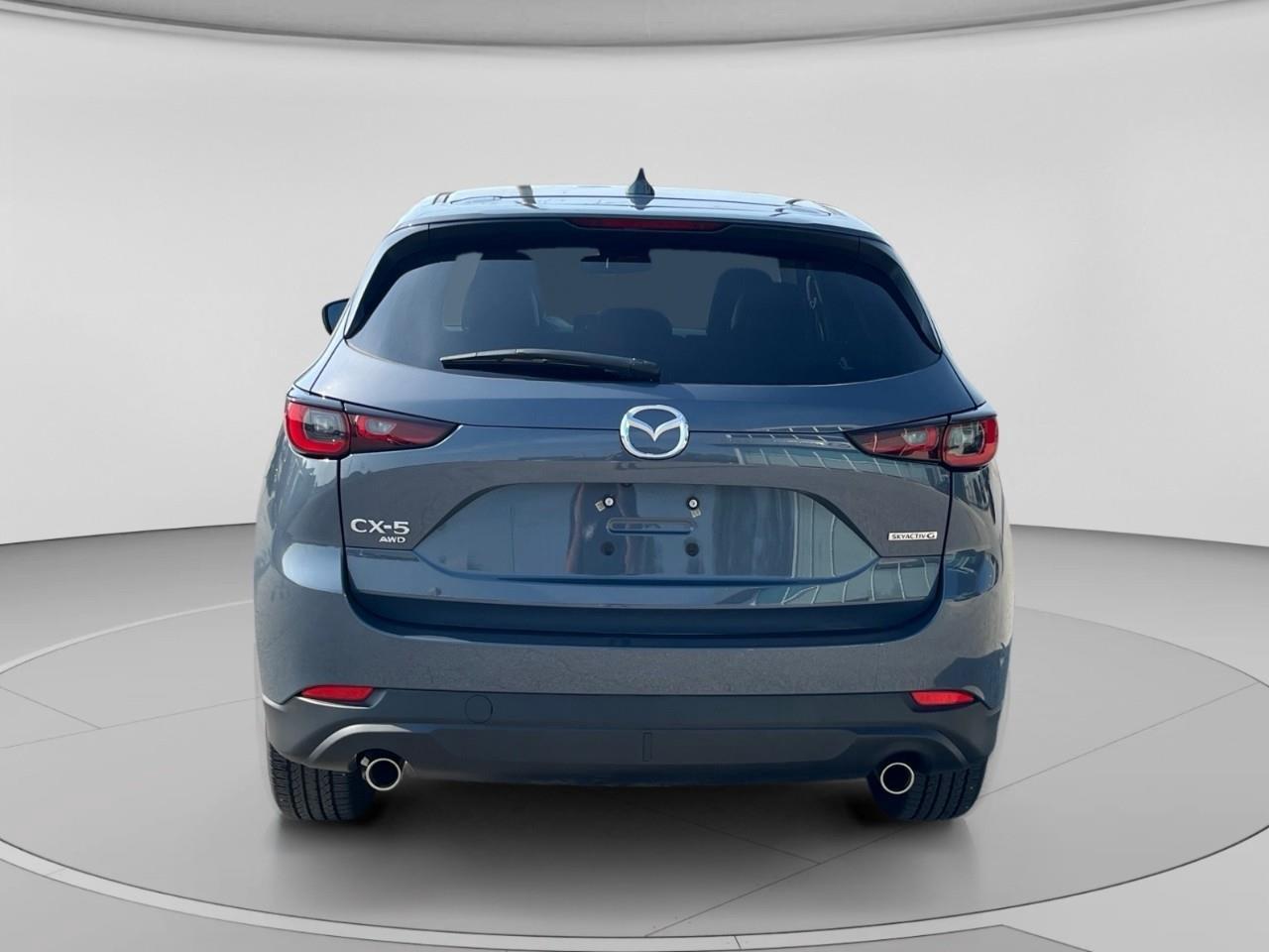 2025 Mazda CX-5 Kuro Rear Cross Traffic Alert | Bold Red Leatherette Interior | One Owner Photo