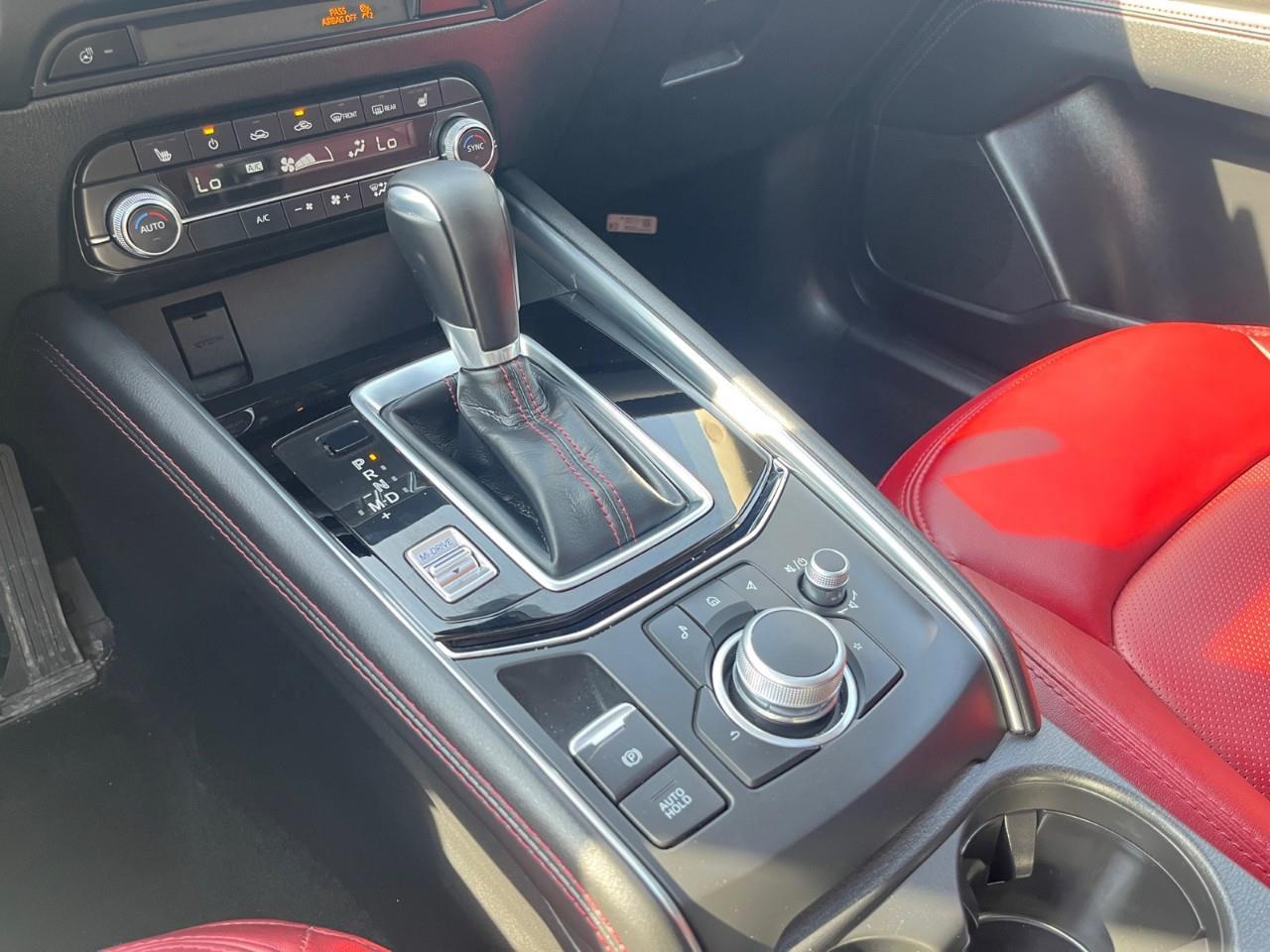 2025 Mazda CX-5 Kuro Rear Cross Traffic Alert | Bold Red Leatherette Interior | One Owner Photo