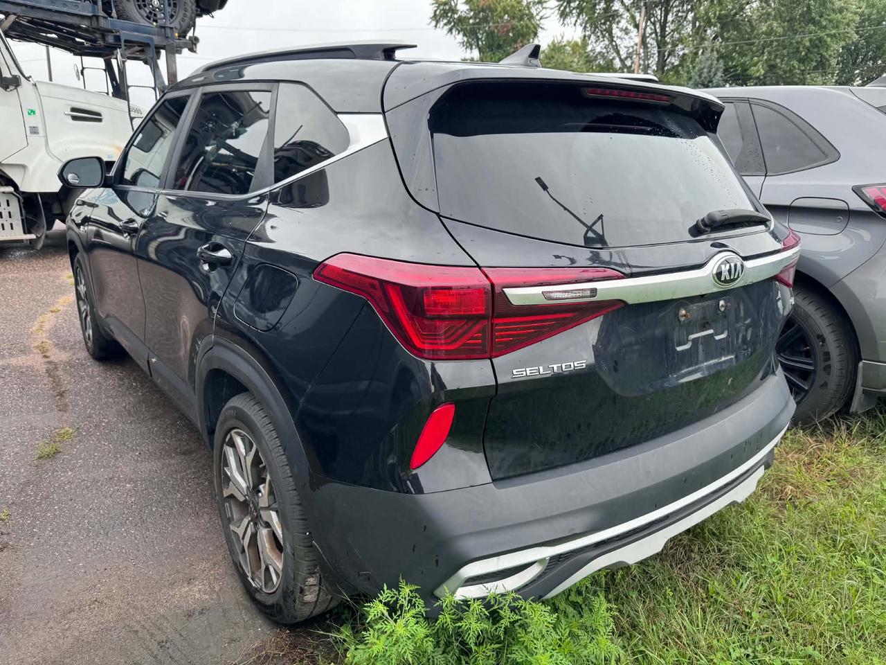 2021 Kia Seltos EX PREMIUM Photo1