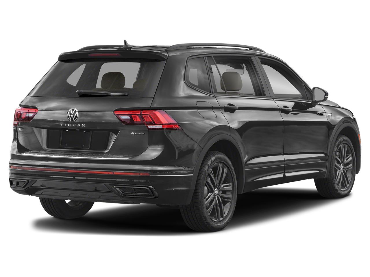 2022 Volkswagen Tiguan Comfortline R-Line Black Edition Photo5