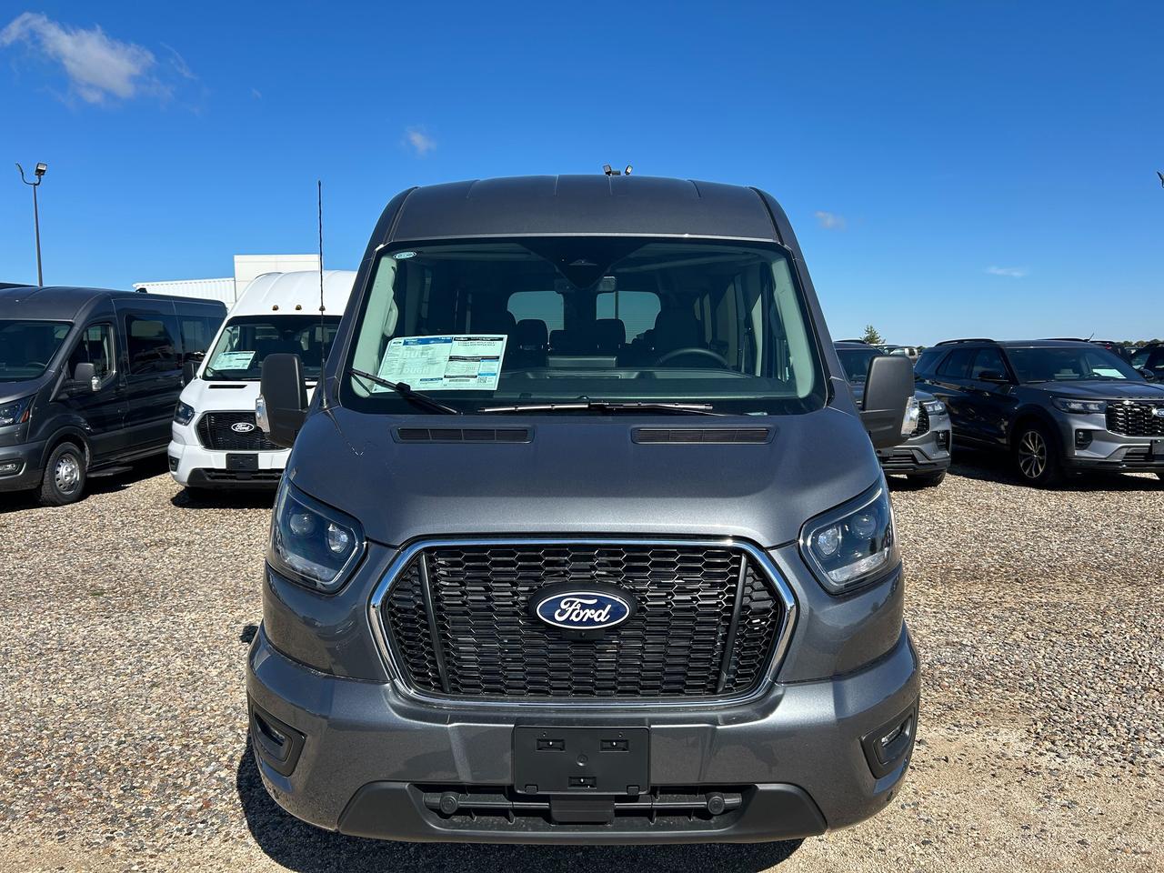 2026 Ford Transit Passenger Wagon XLT T-350 148 Med Roof  AWD 302A Photo