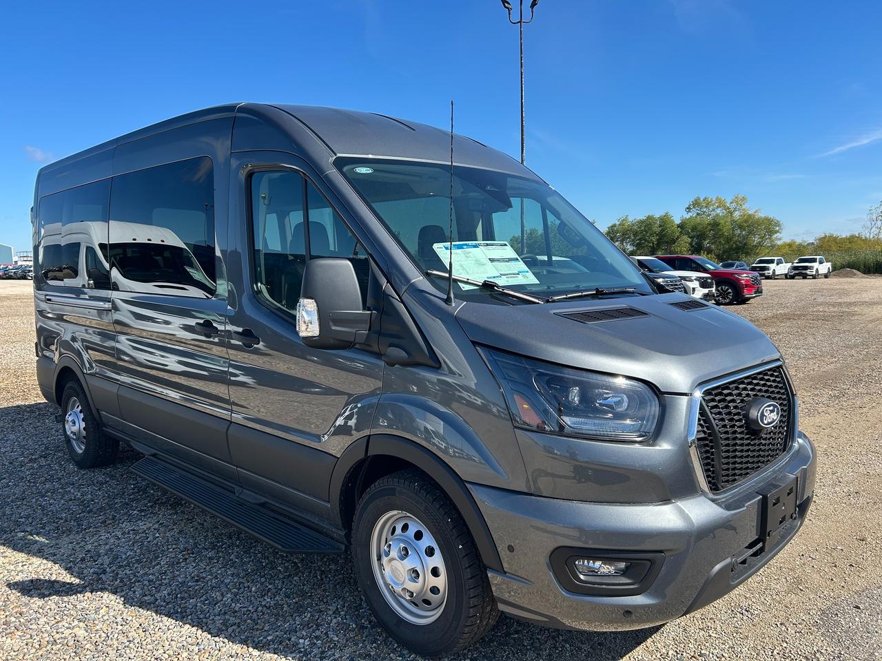 2026 Ford Transit Passenger Wagon XLT T-350 148 Med Roof  AWD 302A Photo