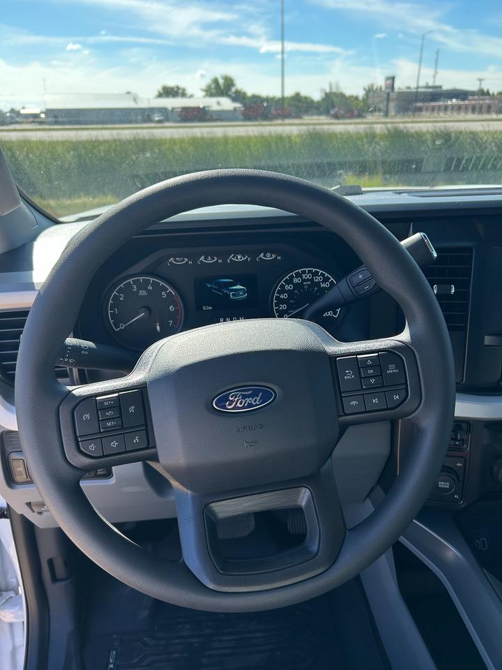 2027 Ford F-250 Super Duty SRW XLT 4WD Crew Cab 6.75' Box 603A Photo