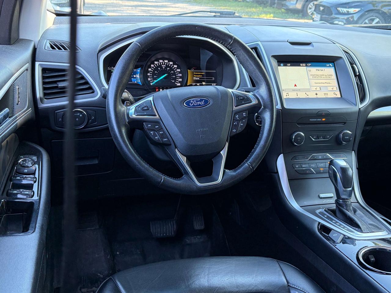 2017 Ford Edge SEL 4dr  AWD Photo