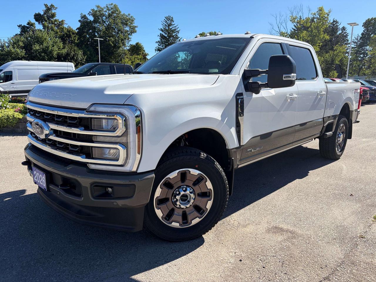 Star White Metallic Tri-Coat 2026 Ford F-250 Super Duty Pickup Truck Four-Wheel Drive Automatic