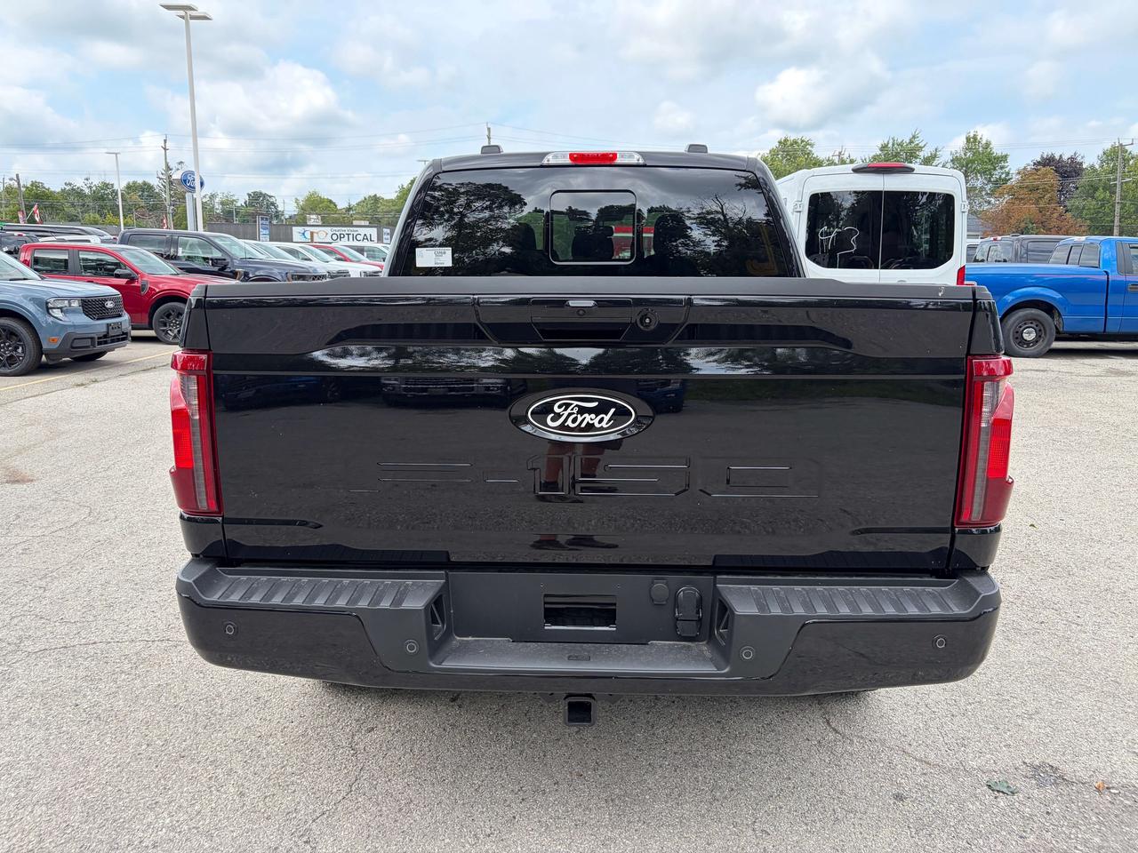2026 Ford F-150 XLT 4WD SuperCrew 5.5' Box Photo3