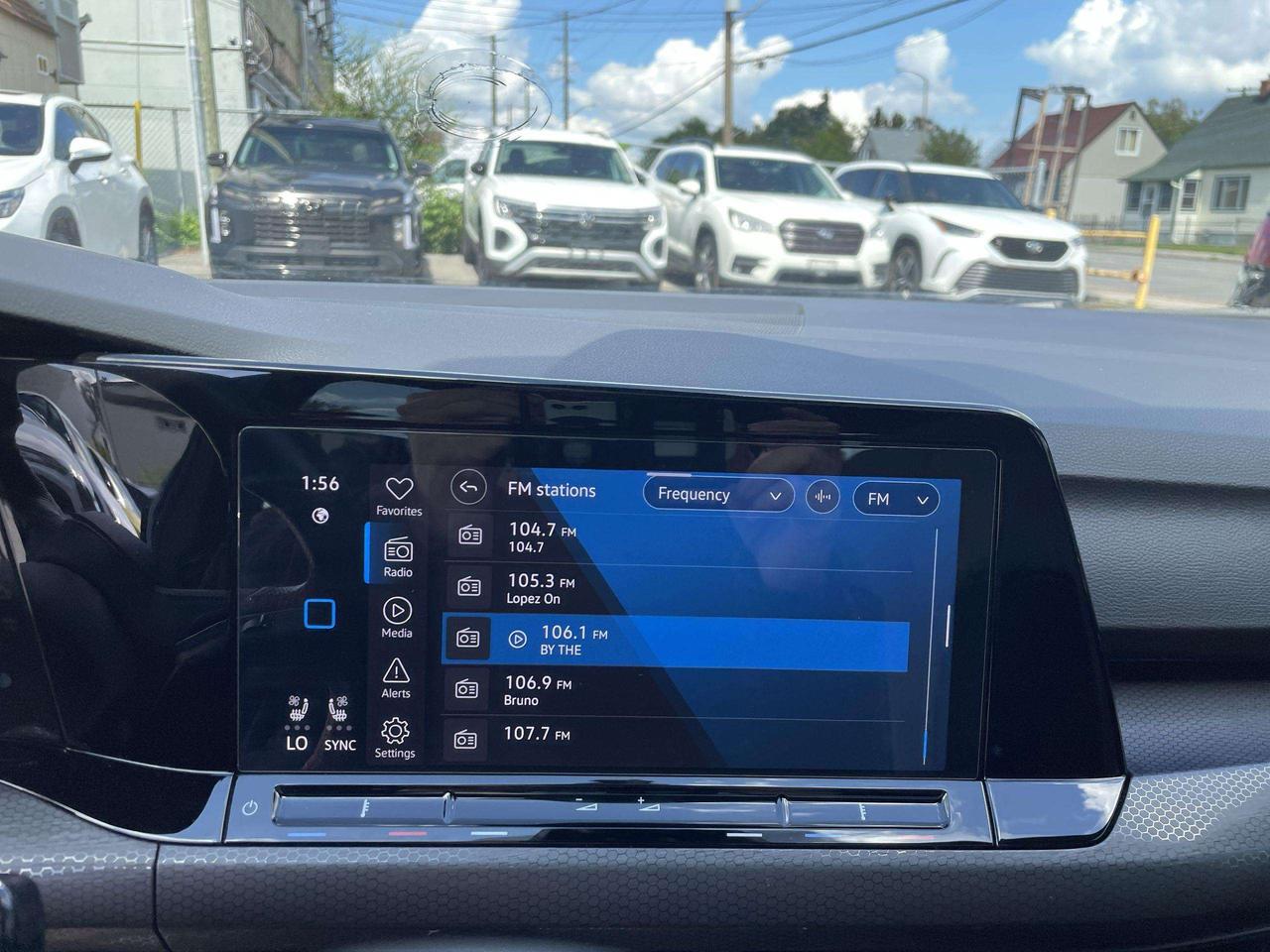 2024 Volkswagen Golf GTI Performance PERFORMANCE, RAIL TO RAIL ROOF, HEADS UP, HARMAN KARDON, NAVI, LEATHER, PANO. ROOF, BLIS, HTD. & VEN Photo