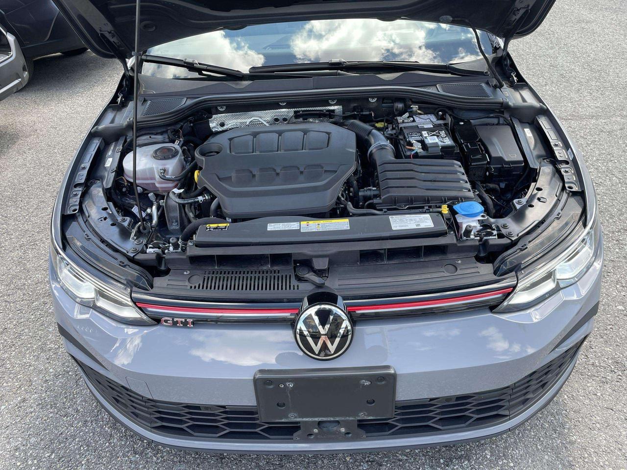 2024 Volkswagen Golf GTI Performance PERFORMANCE, RAIL TO RAIL ROOF, HEADS UP, HARMAN KARDON, NAVI, LEATHER, PANO. ROOF, BLIS, HTD. & VEN Photo