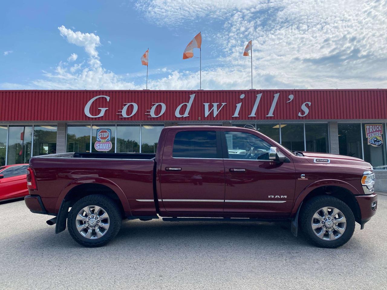 2022 RAM 2500 LIMITED, HEAVY DUTY, DIESEL, CLEAN CARFAX, 6.7L! Photo