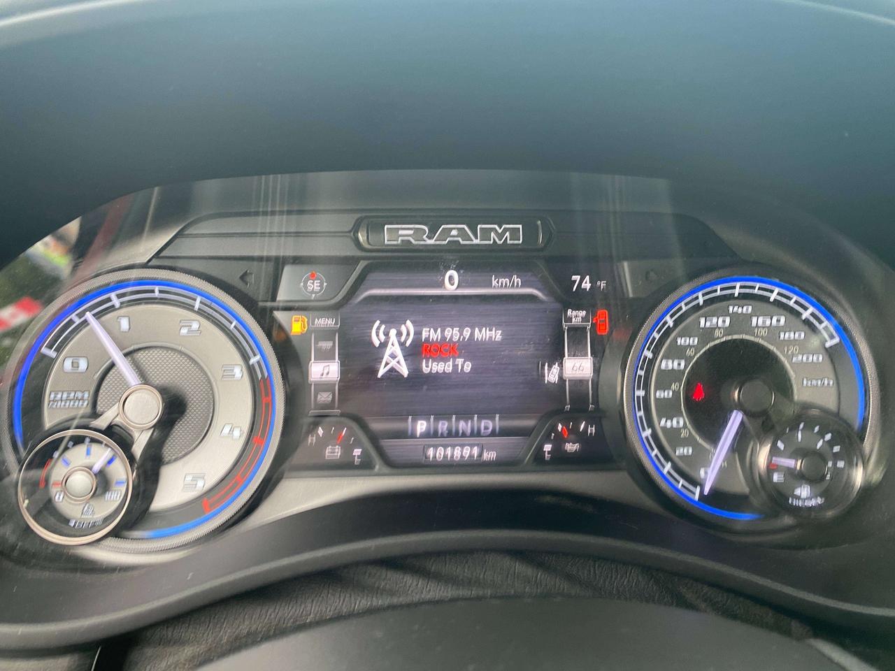 2022 RAM 2500 LIMITED, HEAVY DUTY, DIESEL, CLEAN CARFAX, 6.7L! Photo