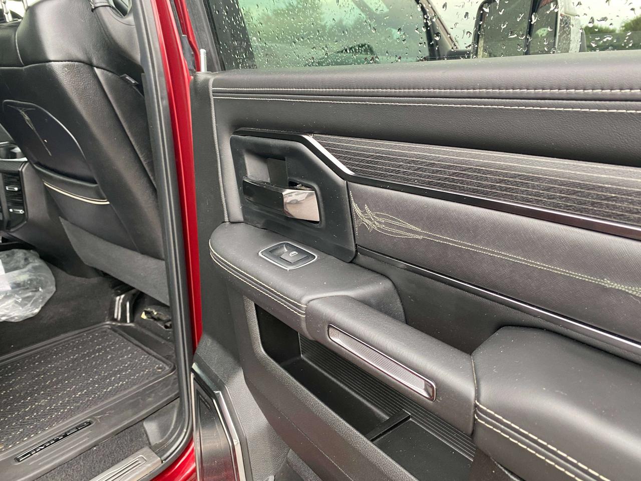2022 RAM 2500 LIMITED, HEAVY DUTY, DIESEL, CLEAN CARFAX, 6.7L! - Photo #23