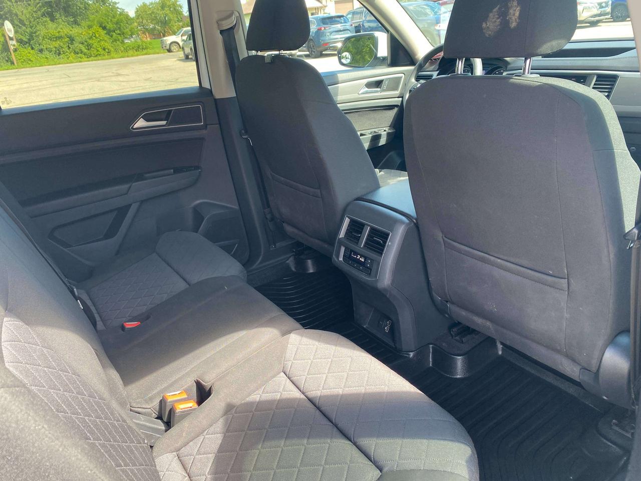 2018 Volkswagen Atlas TRENDLINE, 3.6L, AWD, BACK UP CAMERA! - Photo #22