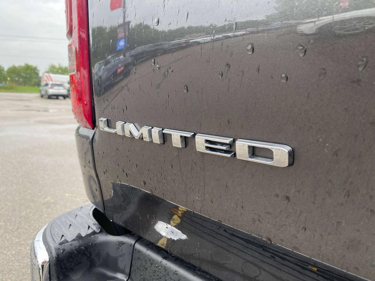 2022 RAM 1500 LIMITED, CLEAN CARFAX, REMOTE START, SUNROOF! - Photo #10