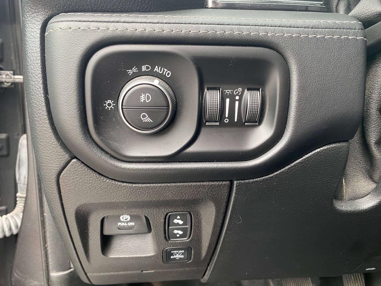 2022 RAM 1500 LIMITED, CLEAN CARFAX, REMOTE START, SUNROOF! - Photo #21