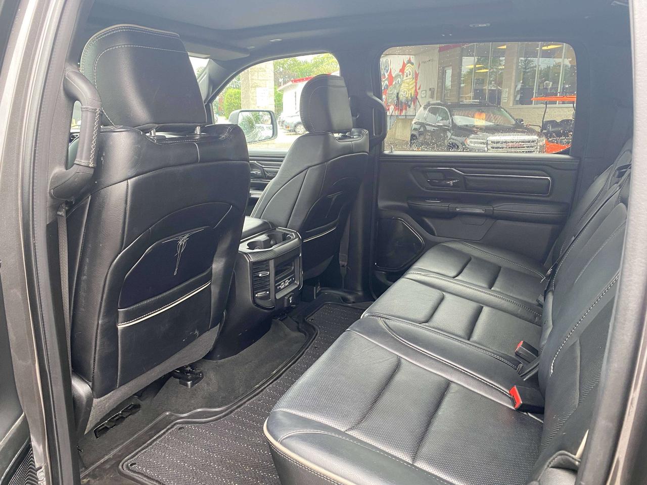 2022 RAM 1500 LIMITED, CLEAN CARFAX, REMOTE START, SUNROOF! - Photo #24
