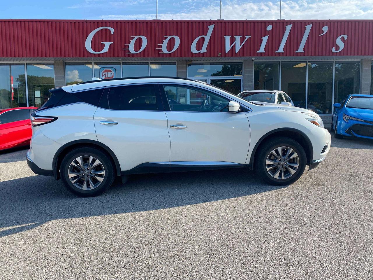2018 Nissan Murano SV, CLEAN CARFAX, REMOTE START, SUNROOF, NAV!