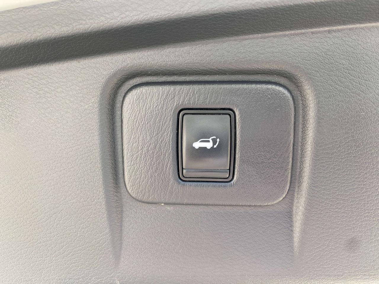 2018 Nissan Murano SV, CLEAN CARFAX, REMOTE START, SUNROOF, NAV! - Photo #23