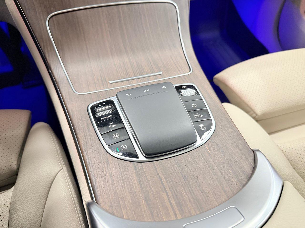 2023 Mercedes-Benz GLC GLC 300 Photo