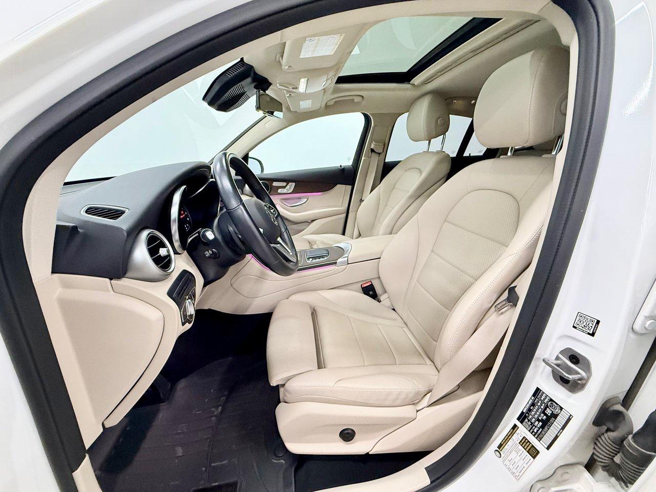 2023 Mercedes-Benz GLC GLC 300 Photo