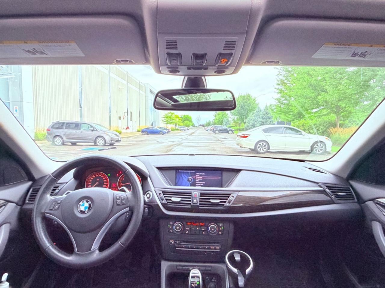 2012 BMW X1 xDrive28i Photo