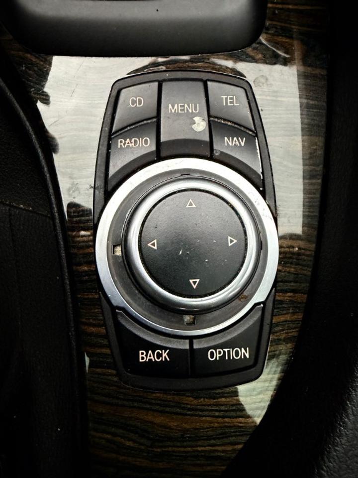 2012 BMW X1 xDrive28i Photo