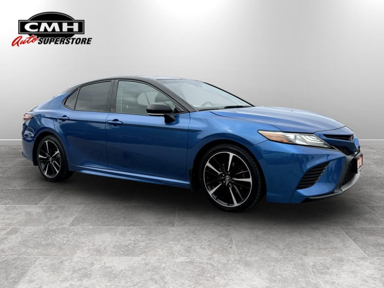 2018 Toyota Camry XSE V6  **V6 ENGINE - LOADED** Photo