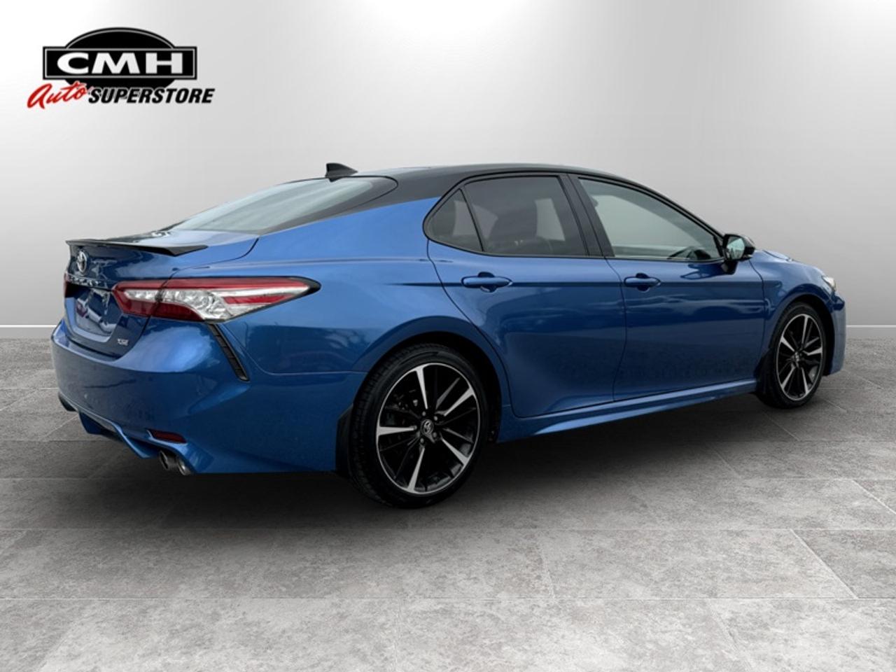 2018 Toyota Camry XSE V6  **V6 ENGINE - LOADED** Photo