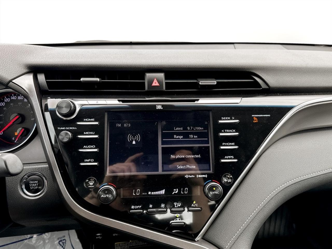 2018 Toyota Camry XSE V6  **V6 ENGINE - LOADED** Photo