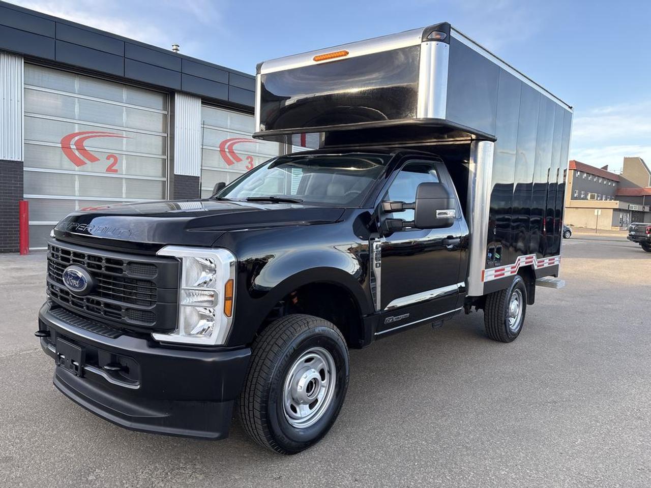 2026 Ford F-250 Super Duty SRW XL Photo1