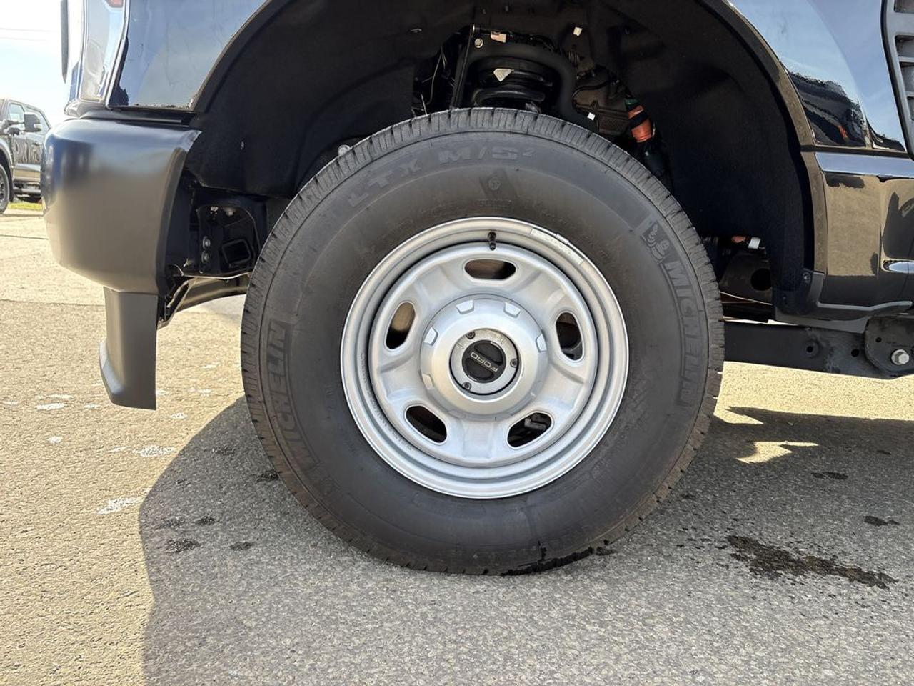 2026 Ford F-250 Super Duty SRW XL Photo2