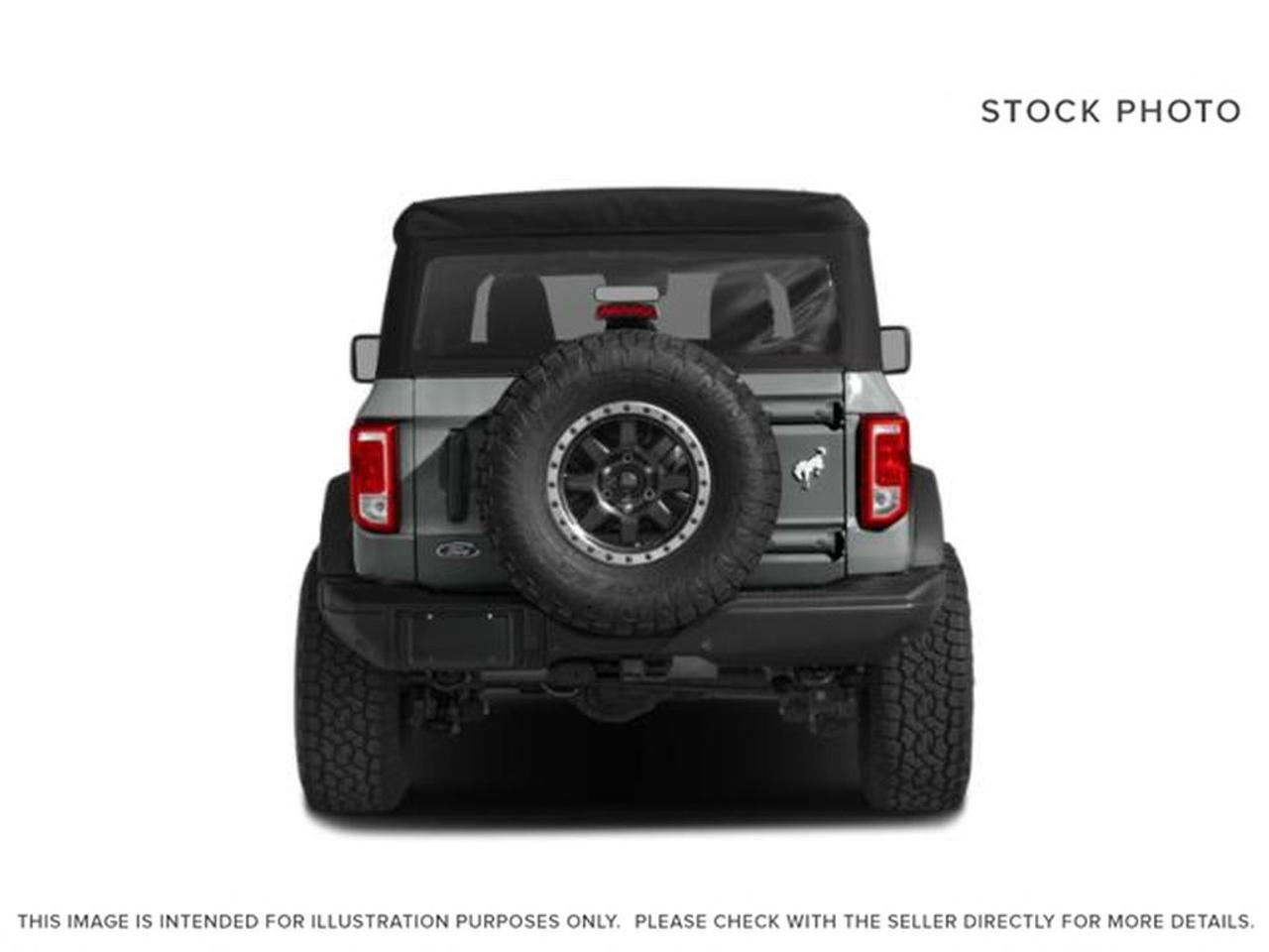 2022 Ford Bronco Black Diamond Photo3