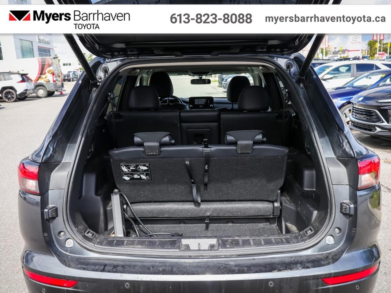 2025 Mitsubishi Outlander Plug-In Hybrid LE S-AWC  - $271 B/W Photo