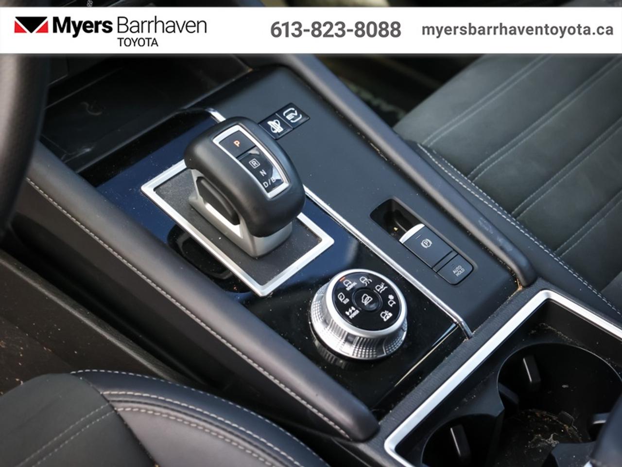 2025 Mitsubishi Outlander Plug-In Hybrid LE S-AWC  - $271 B/W Photo