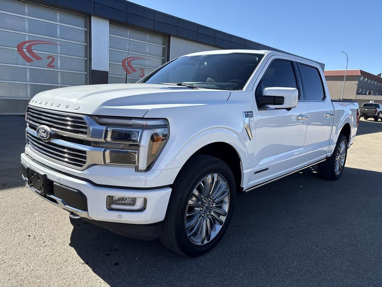 2024 Ford F-150 Platinum Photo1
