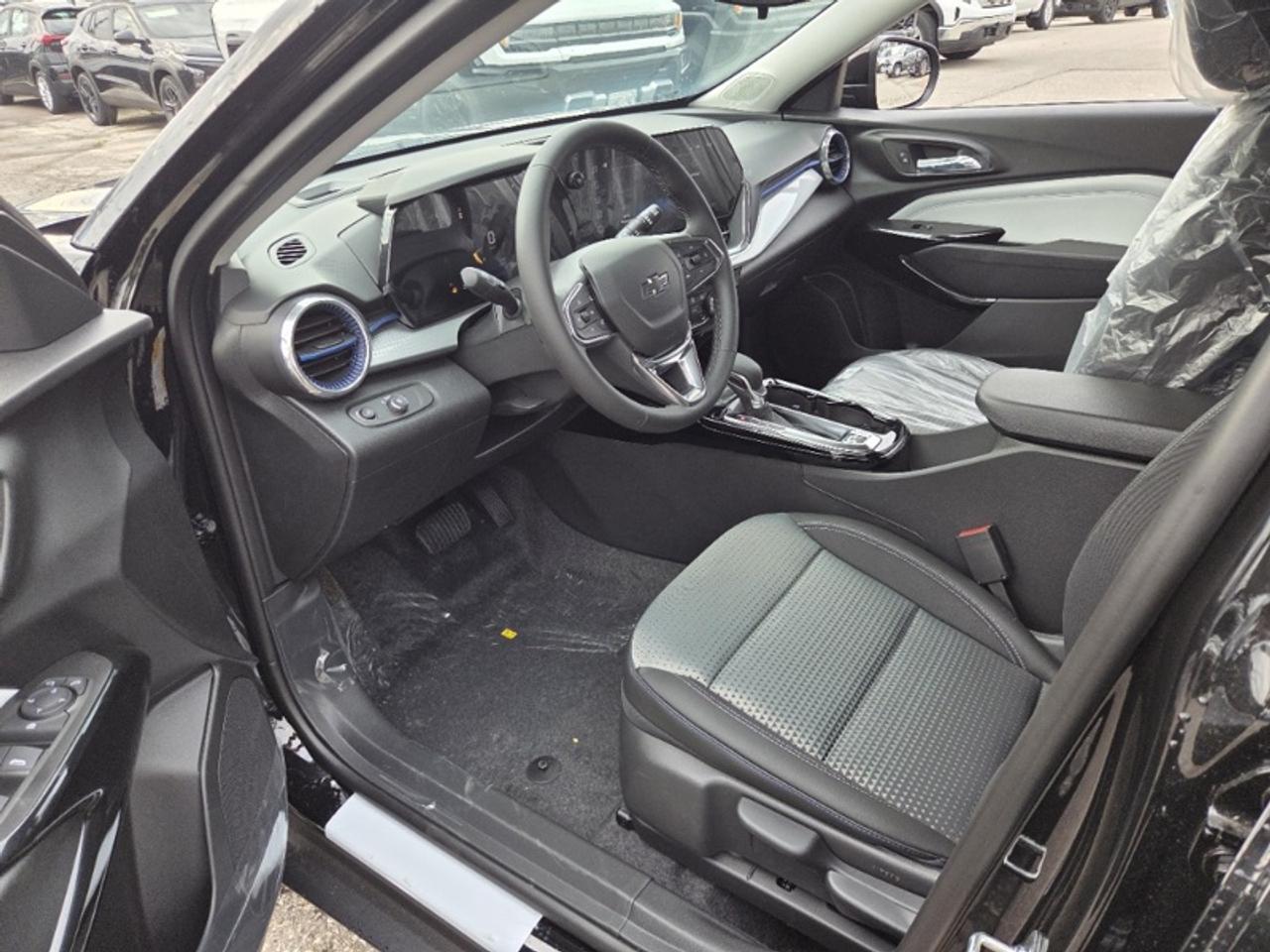 2026 Chevrolet Trax LT  - Heated Seats -  Remote Start Photo