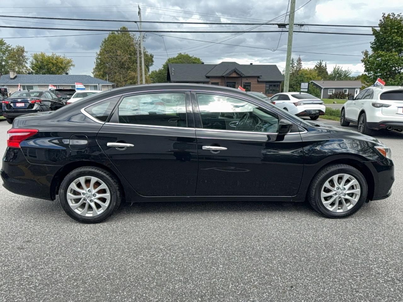 2019 Nissan Sentra SV-AUTO-AIR-SUNROOF-HEATED SEATS & WHEEL Photo
