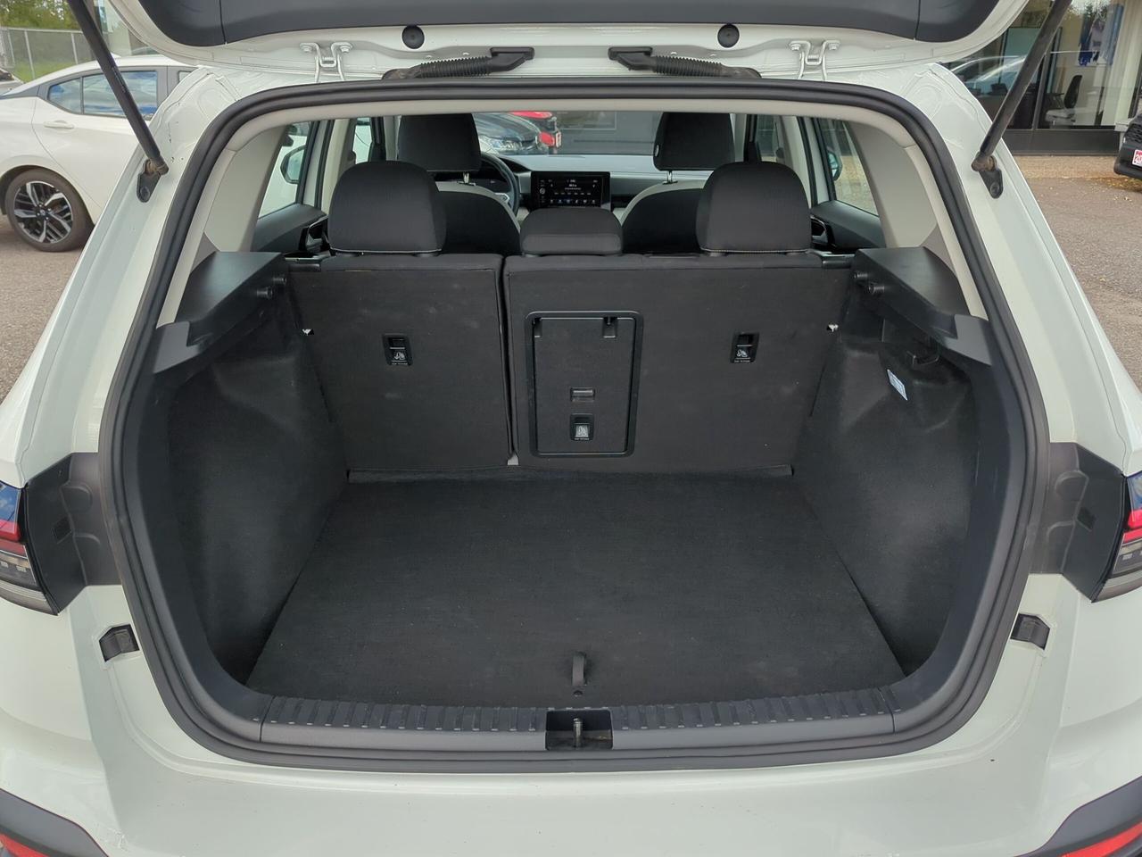 2025 Volkswagen Taos Trendline