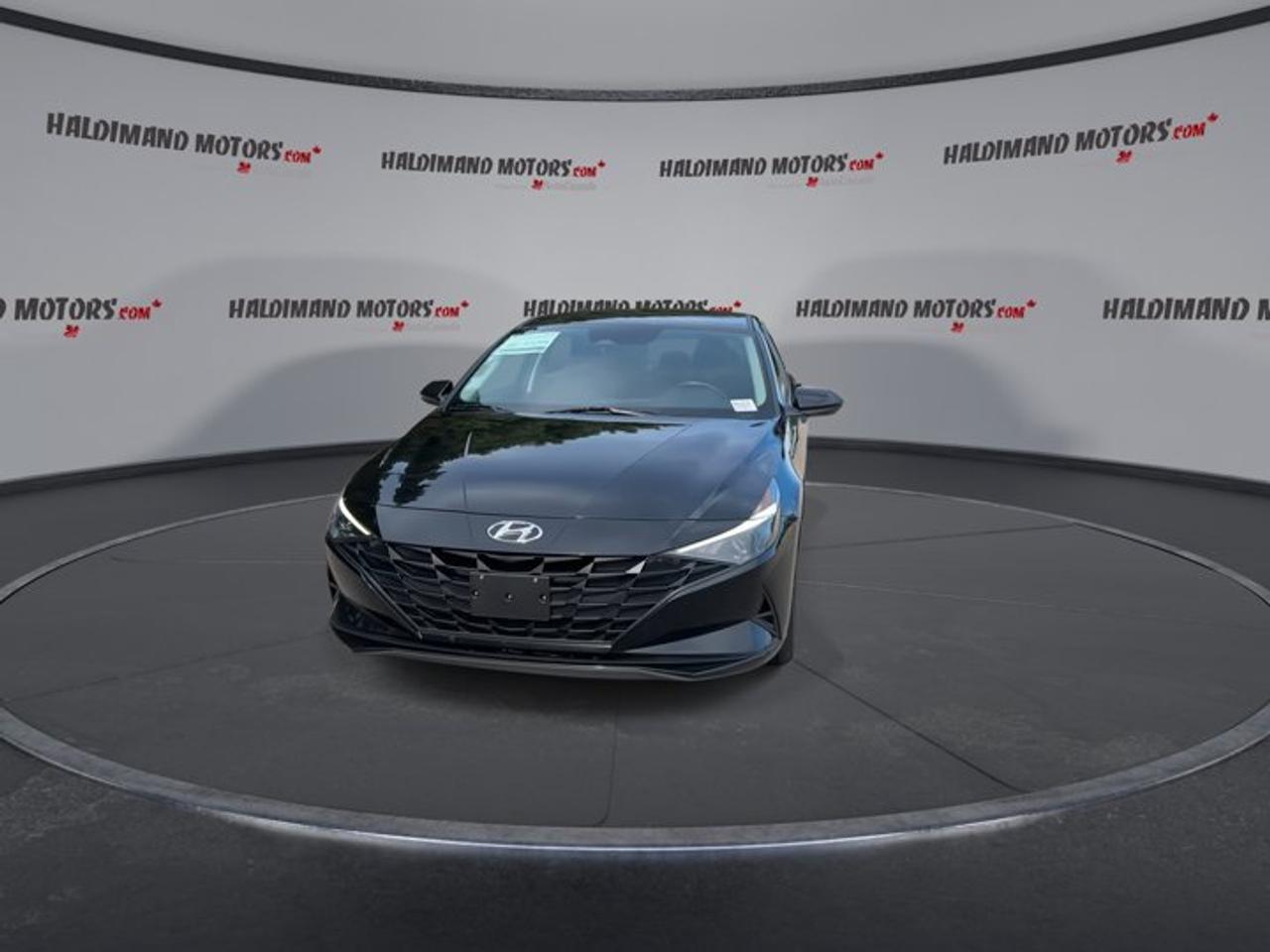 2022 Hyundai Elantra Preferred | Heated Steering Wheel Photo